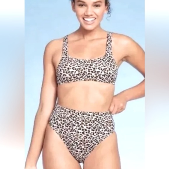 |Cheetah Print Xhilaration Bikini/padded top -med &High-RiseHigh Cut Bottom-sm - Picture 4 of 14